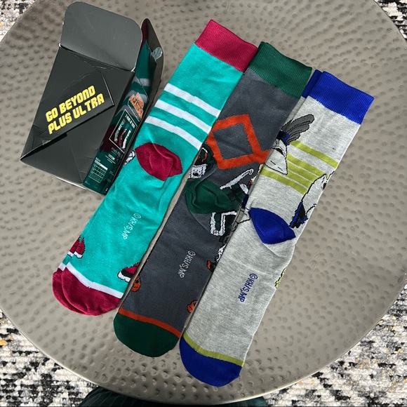 My Hero Academia 3 Piece Crew Sock Noodle Box - Picture 5 of 7